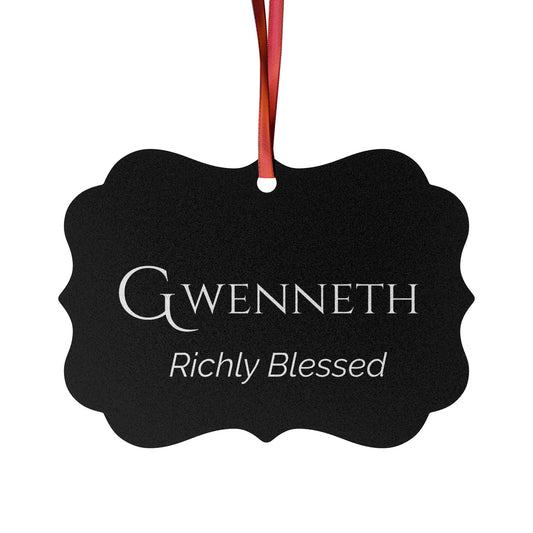 Gwenneth - Elegant Custom Name Meaning Ornament